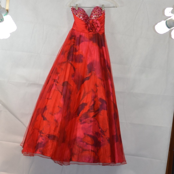 Jovani Red Tulle/Printed Gown SZ 0 - Picture 1 of 11